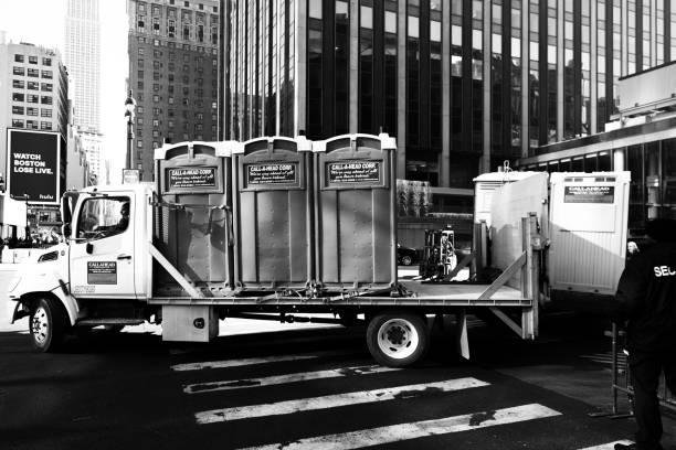 Best Portable toilet rental cost  in Perry Heights, OH